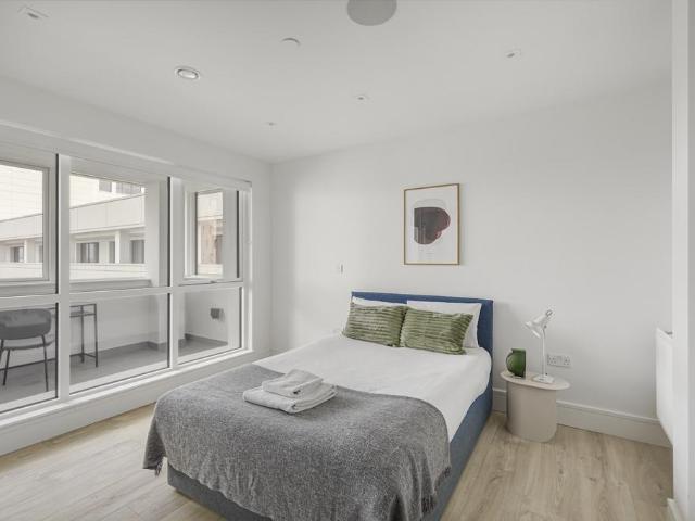 Flat for rent in Greater London