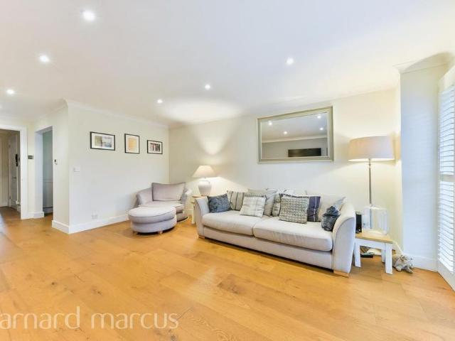Apartment for rent in London Borough of Ealing, Greater London