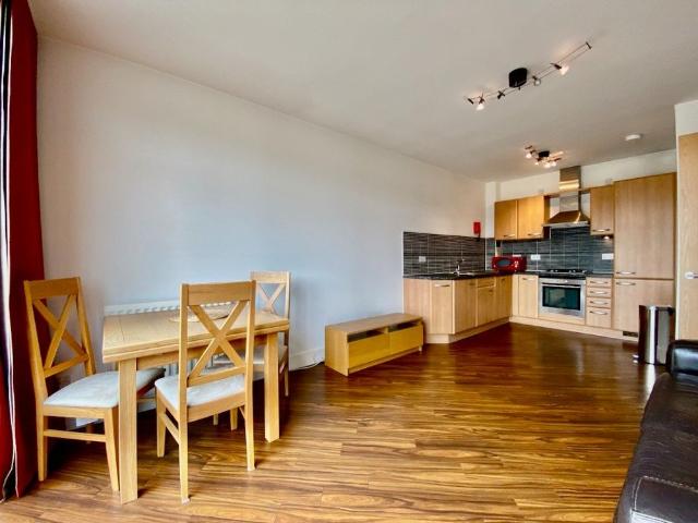 Apartment for rent in Gayfield, Broughton
