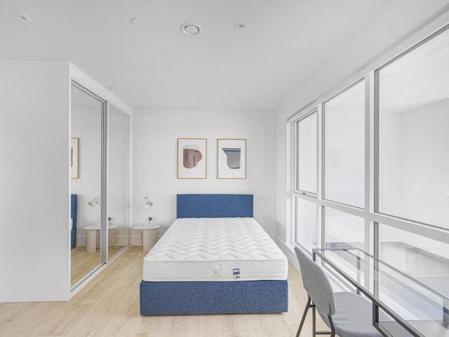 Flat for rent in Greater London