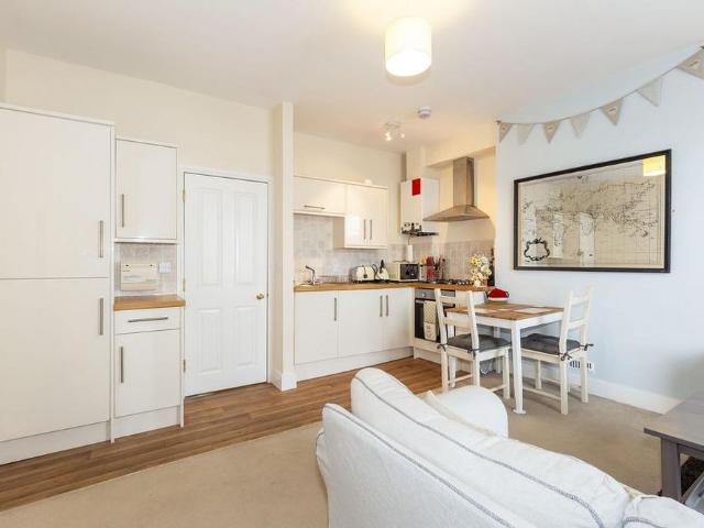 Apartment for rent in Ewens Farm, Golden Valley