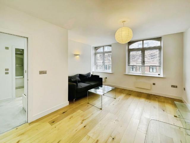 Apartment for rent in Woodhouse, West Yorkshire