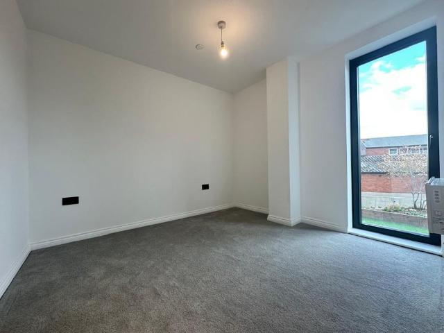 Apartment for rent in Woodhouse, West Yorkshire