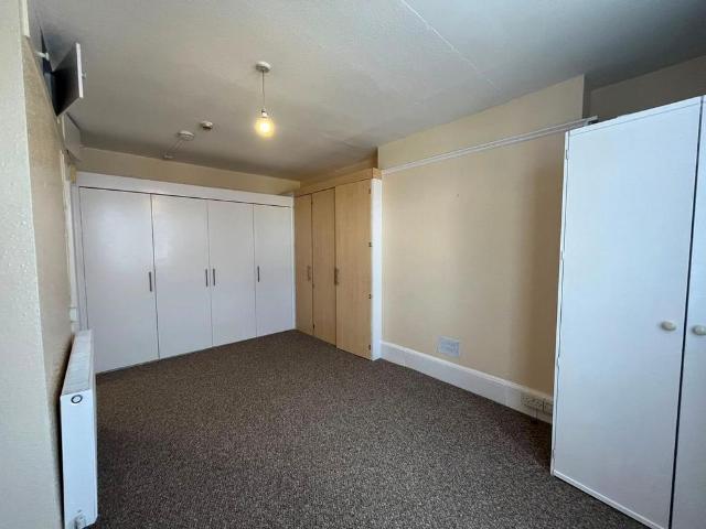 Apartment for rent in Midway, Kent