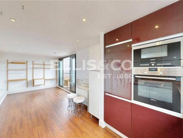 Apartment for rent in Sudbury, Greater London