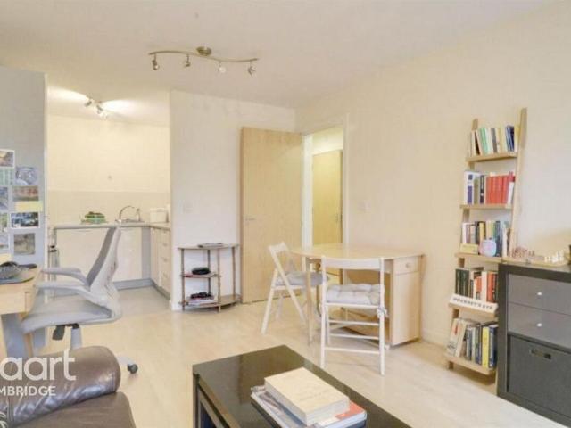Apartment for rent in Arbury, Cambridgeshire