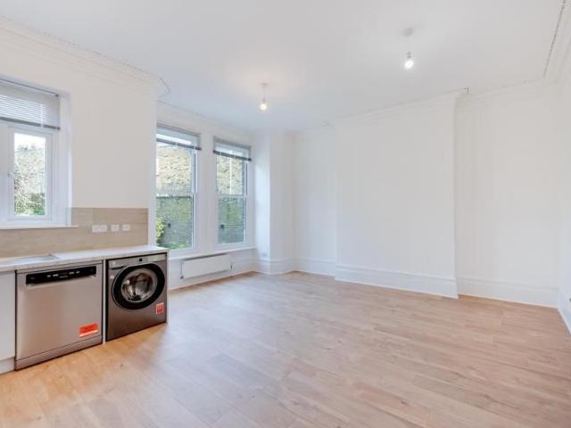 Apartment for rent in Belsize Park, Primrose Hill