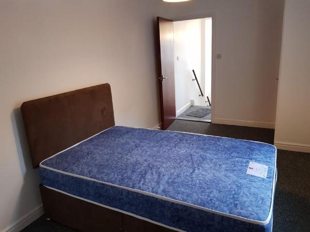 Apartment for rent in Clarendon Park, Leicester