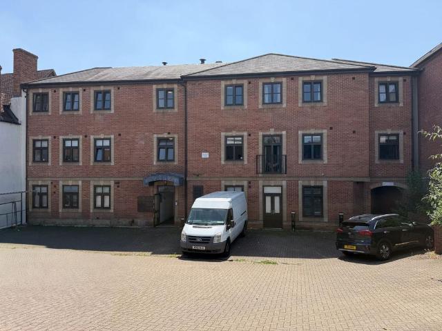 Flat for rent in Enborne, West Berkshire