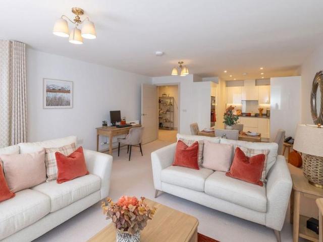 Apartment for rent in Red Hill, St Peters