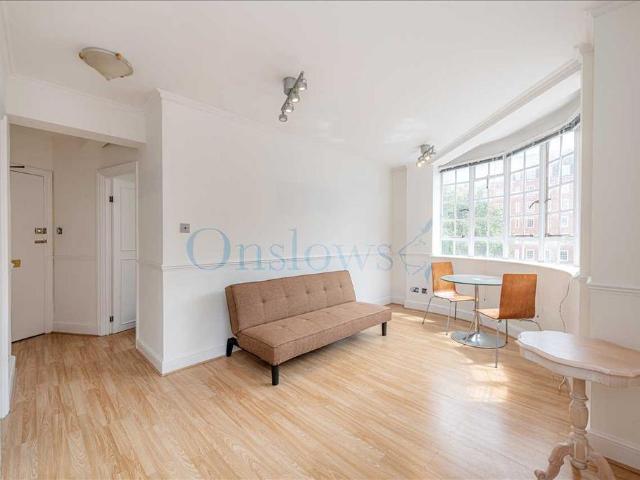 Flat for rent in Chelsea, Greater London