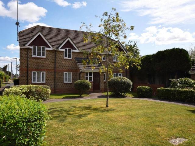 Flat for rent in Mortimer, West Berkshire