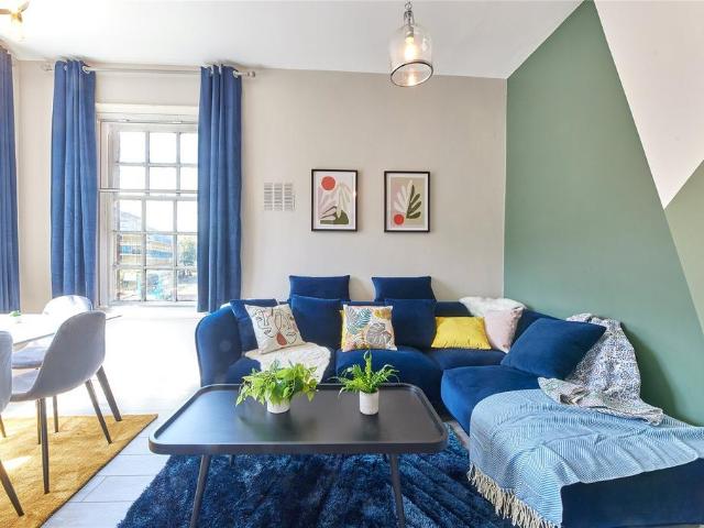 Flat for rent in Sandyford, Isle Of Man