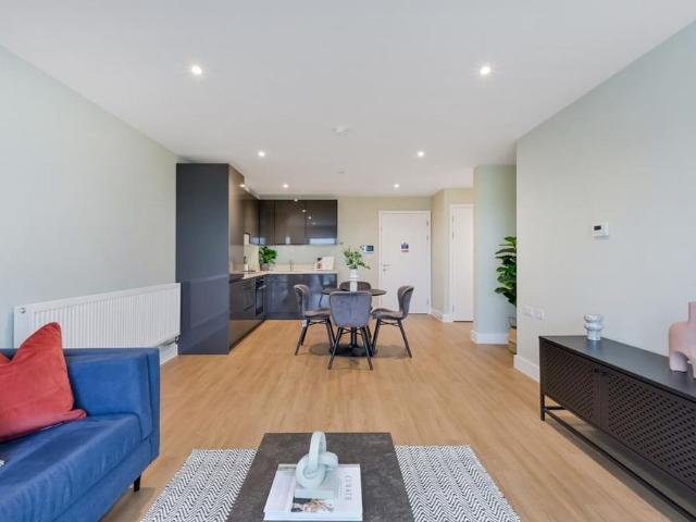 Apartment for rent in Cross In Hand, East Sussex