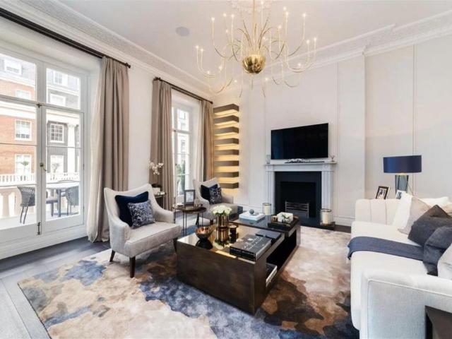 Apartment for rent in Soho, Greater London