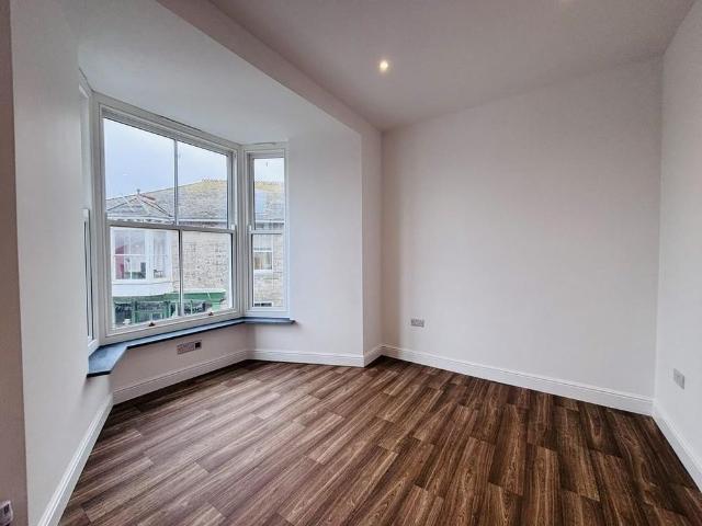 Apartment for rent in Bosavern, St Just