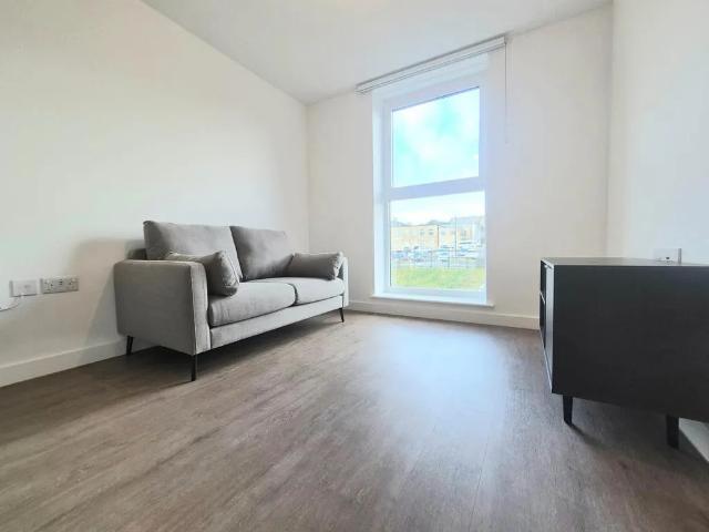 Apartment for rent in Woolshops, Calderdale