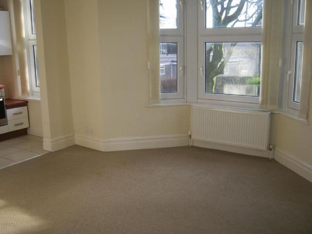 Apartment for rent in Charlesworth, East Midlands