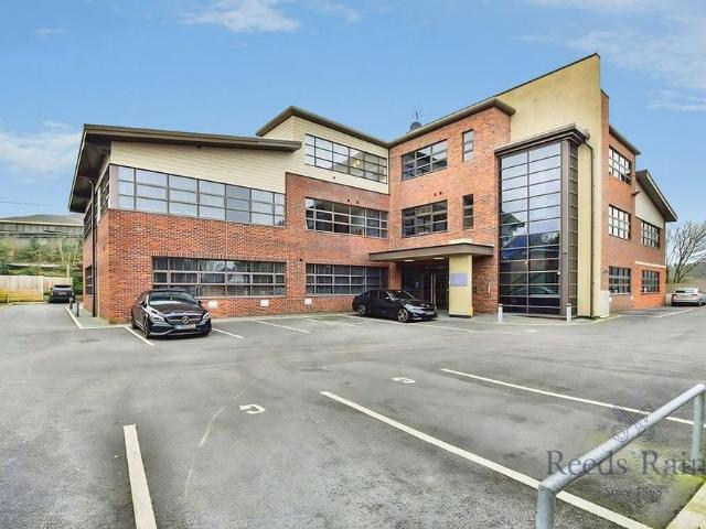 Apartment for rent in Alderley Edge