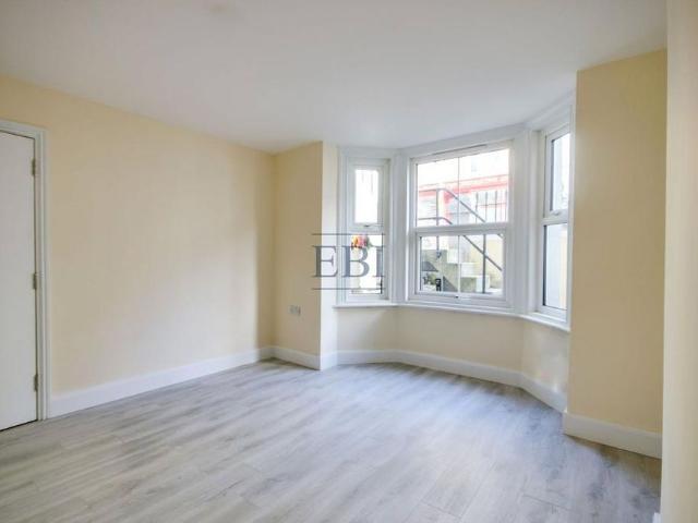 Apartment for rent in Blacklands, Guestling Green