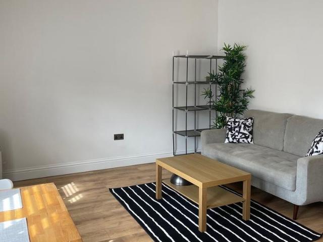 Apartment for rent in Harrow On The Hill, Greater London