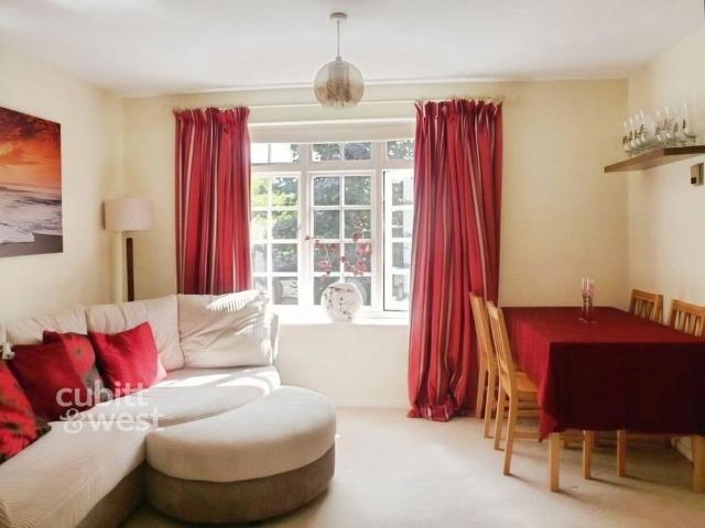 Apartment for rent in New Town, Horsham