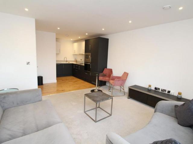 Apartment for rent in Strood