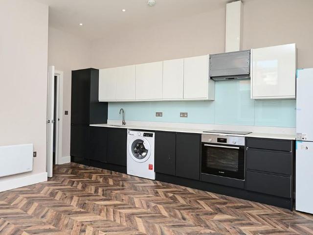 Apartment for rent in Farnborough Town Centre, Rushmoor