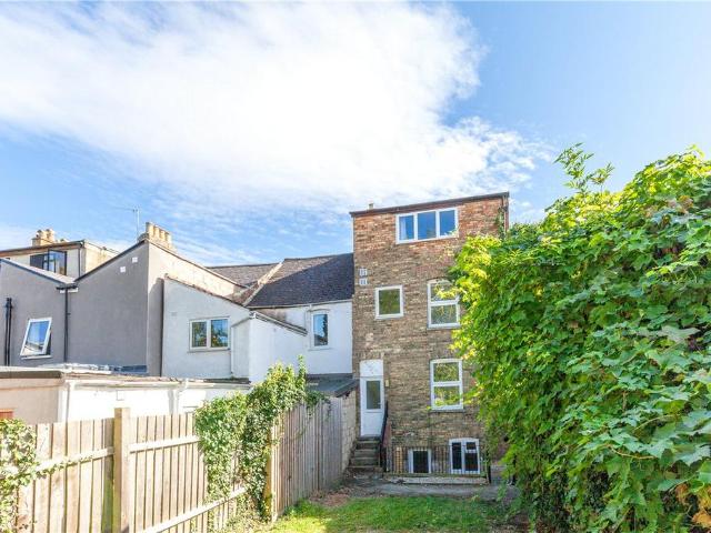 Flat for rent in The Slade, Oxfordshire