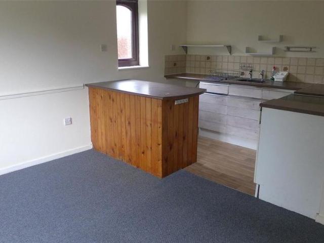 Apartment for rent in Ball Hill, West Midlands