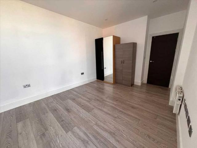 Apartment for rent in Slough
