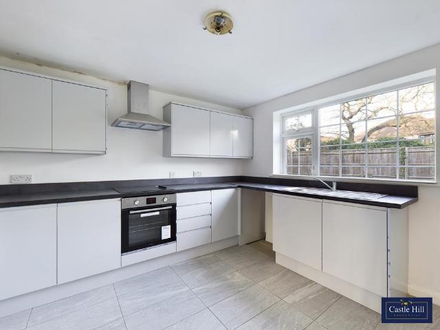 Flat for rent in Slough