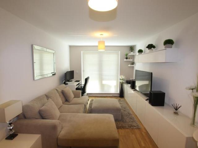 Apartment for rent in Horsell, Woking
