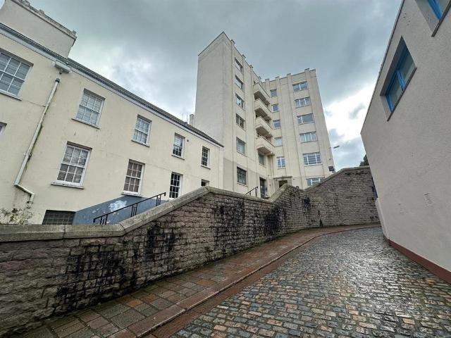 Flat for rent in St Helier, Isle Of Man