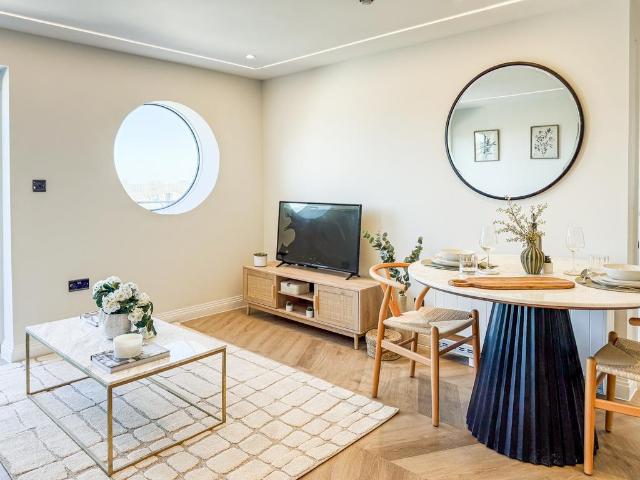 Flat for rent in Fordington