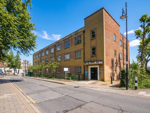 Flat for rent in Woodford, Greater London