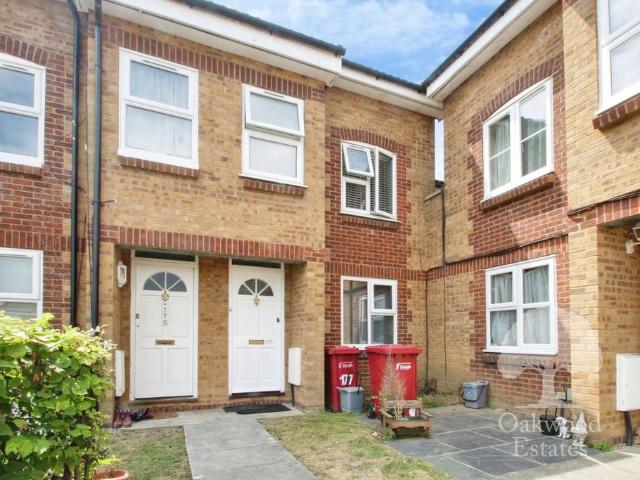 Flat for rent in Slough