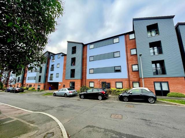 Flat for rent in Fenny Stratford, Milton Keynes