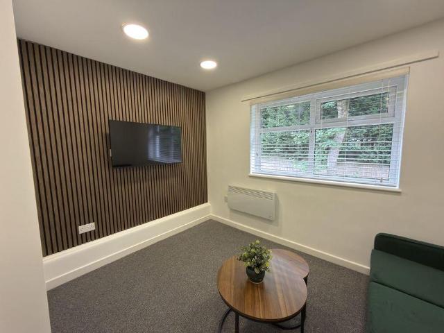 Apartment for rent in Lindley, West Yorkshire