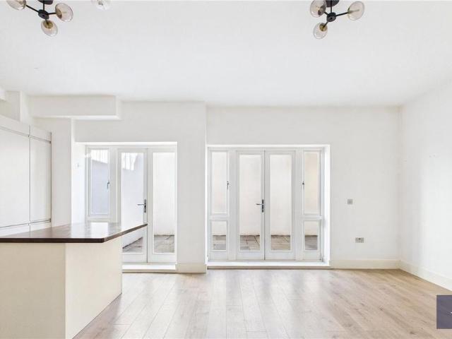 Apartment for rent in Streatham, Greater London