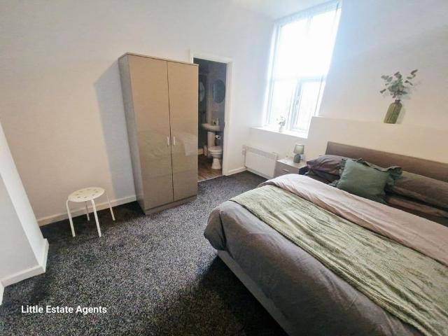 Apartment for rent in St Helens