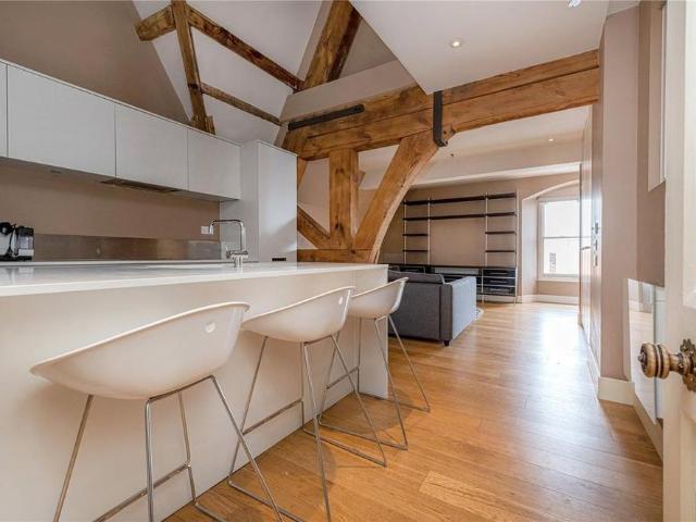 Apartment for rent in Chalk Farm, Greater London