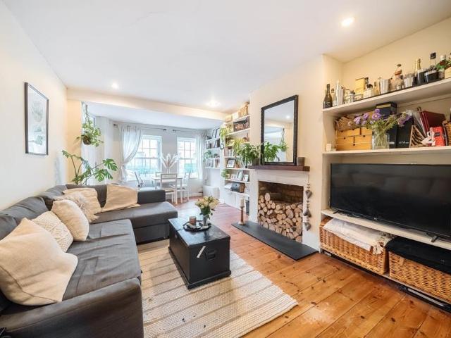 Apartment for rent in Marston, The Slade