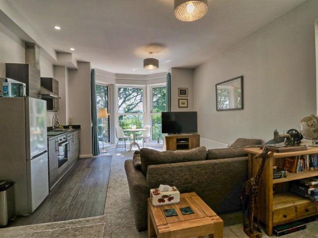 Apartment for rent in Farsley, West Yorkshire