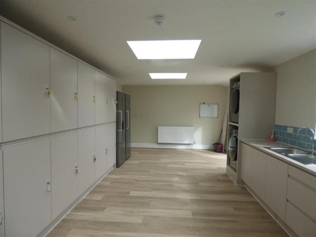 Apartment for rent in Huyton, Knowsley