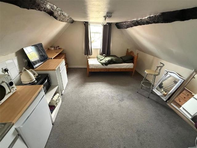 Apartment for rent in New Town, Alverton