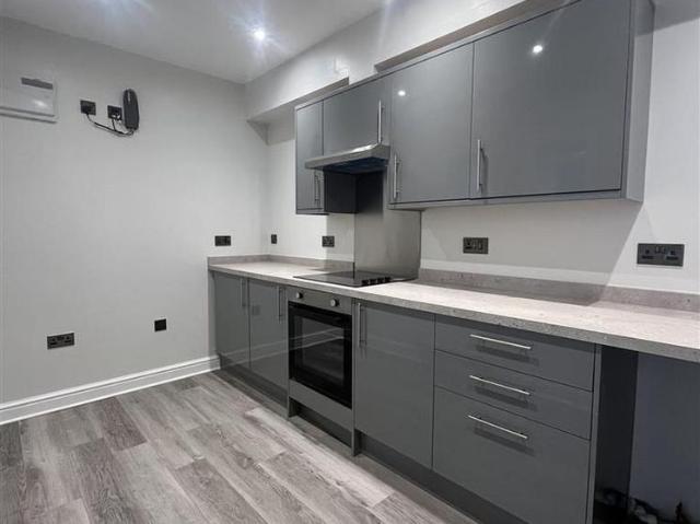Apartment for rent in Woolshops, Calderdale