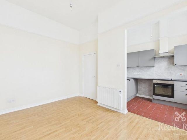 Apartment for rent in Avenham, Higher Bartle