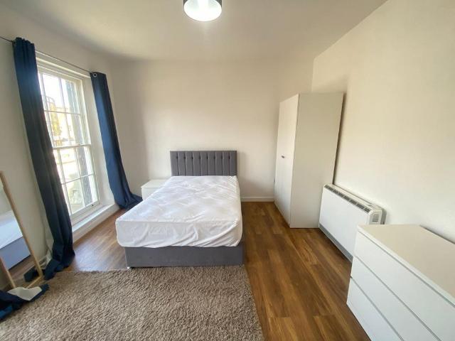 Flat for rent in Chalk Farm, Greater London