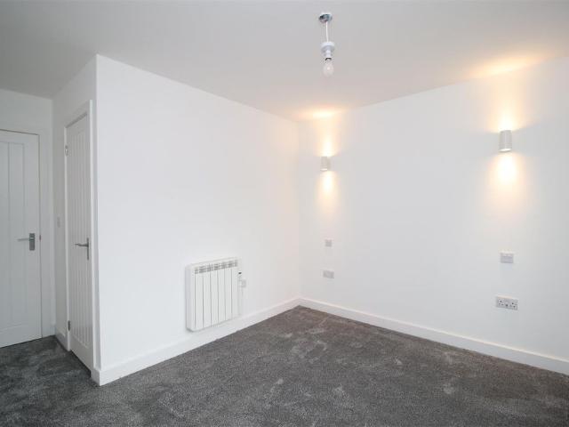 Apartment for rent in Horsforth Vale, Leeds